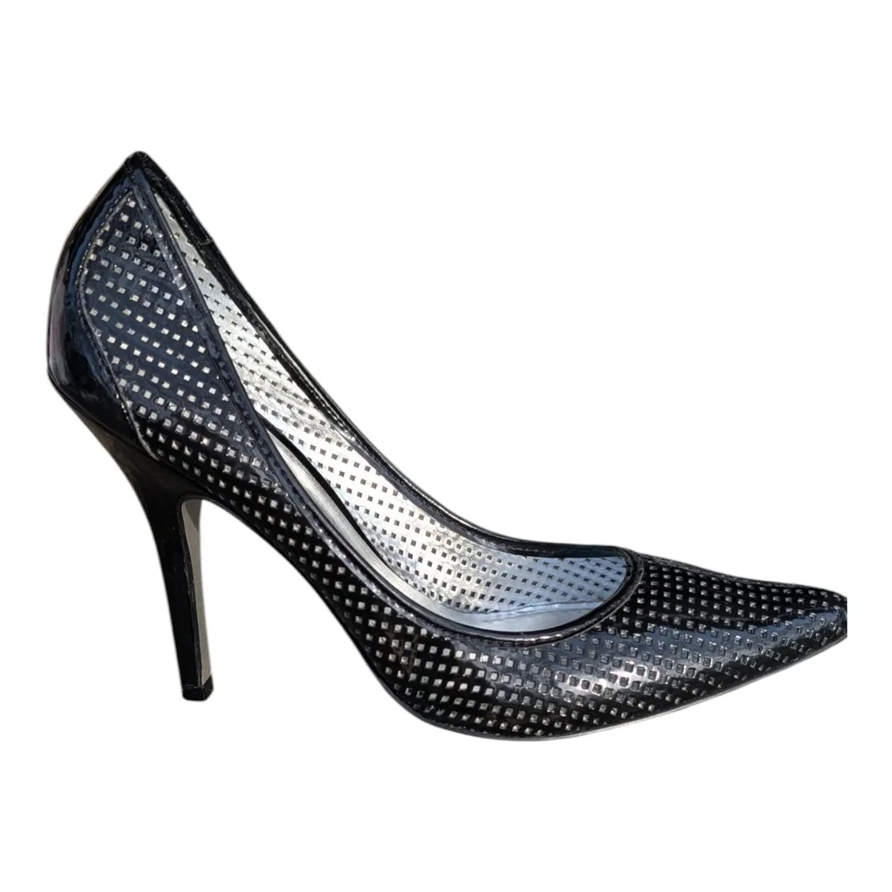 Jessica Simpson Black Perforated Pointed-Toe Stiletto Pumps